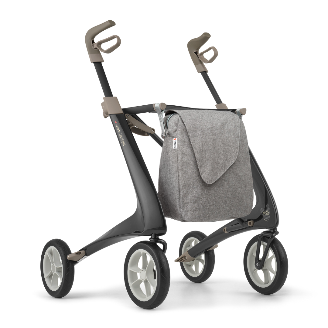 byACRE-Carbon-Ultralight-Rollator-met-Weekendtas